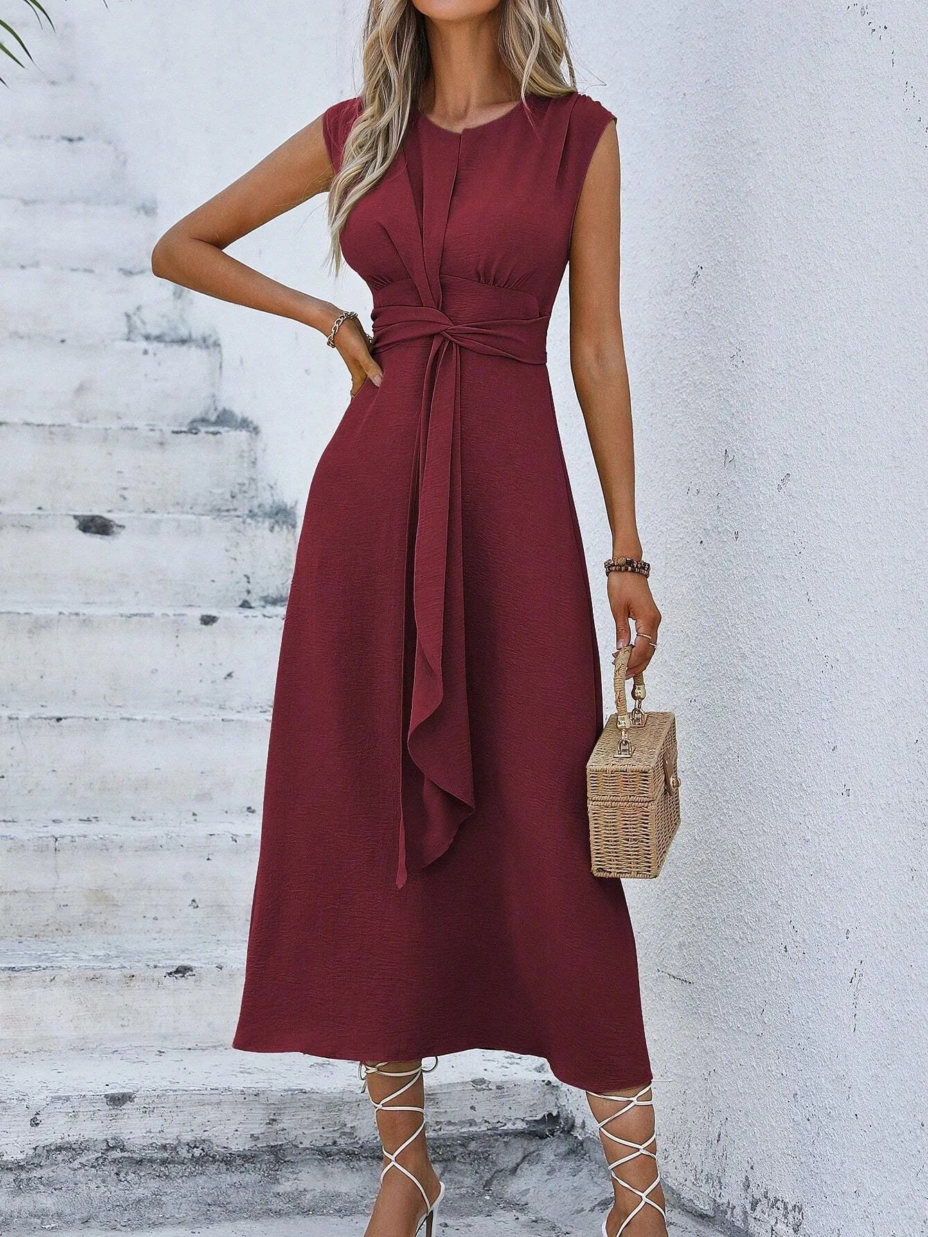 Women's Solid Color A-Line Dress Sleeveless Front Thin Straps Elegant Belted Midi Dress for Summer